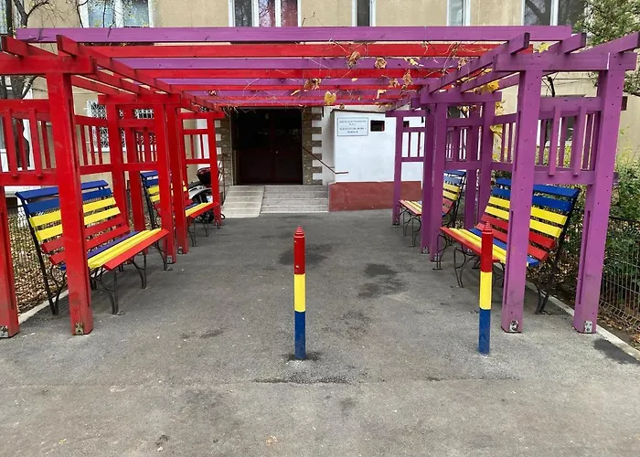 Piata Sudului Host Apartamento